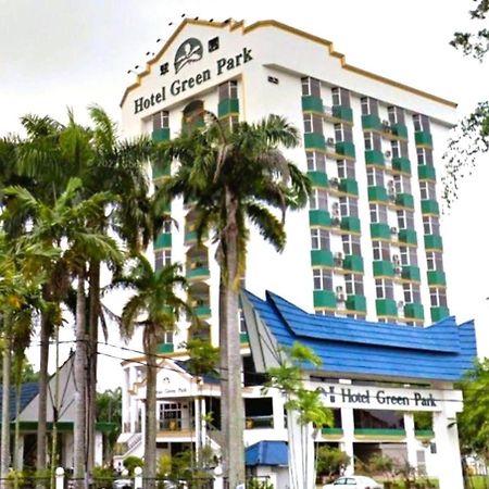 Hotel Green Park Temerloh Extérieur photo
