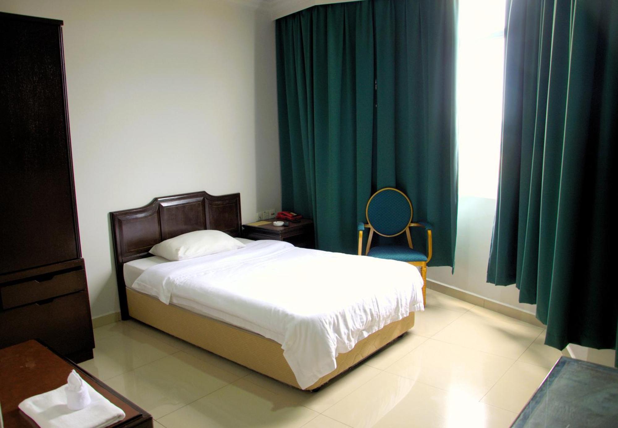 Hotel Green Park Temerloh Chambre photo