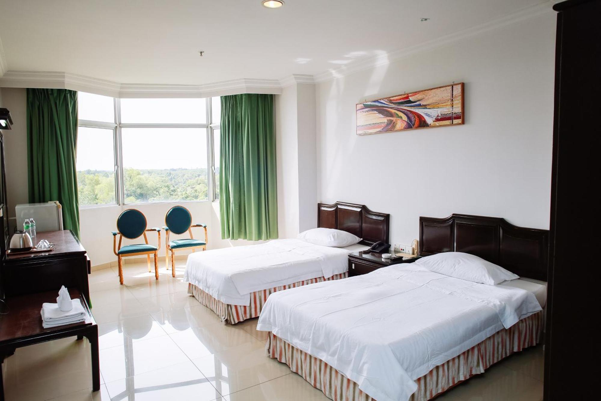 Hotel Green Park Temerloh Extérieur photo