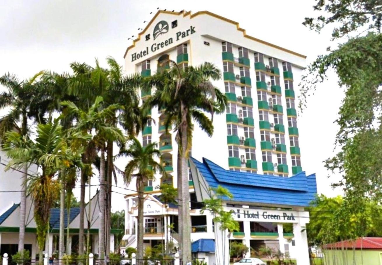 Hotel Green Park Temerloh Extérieur photo