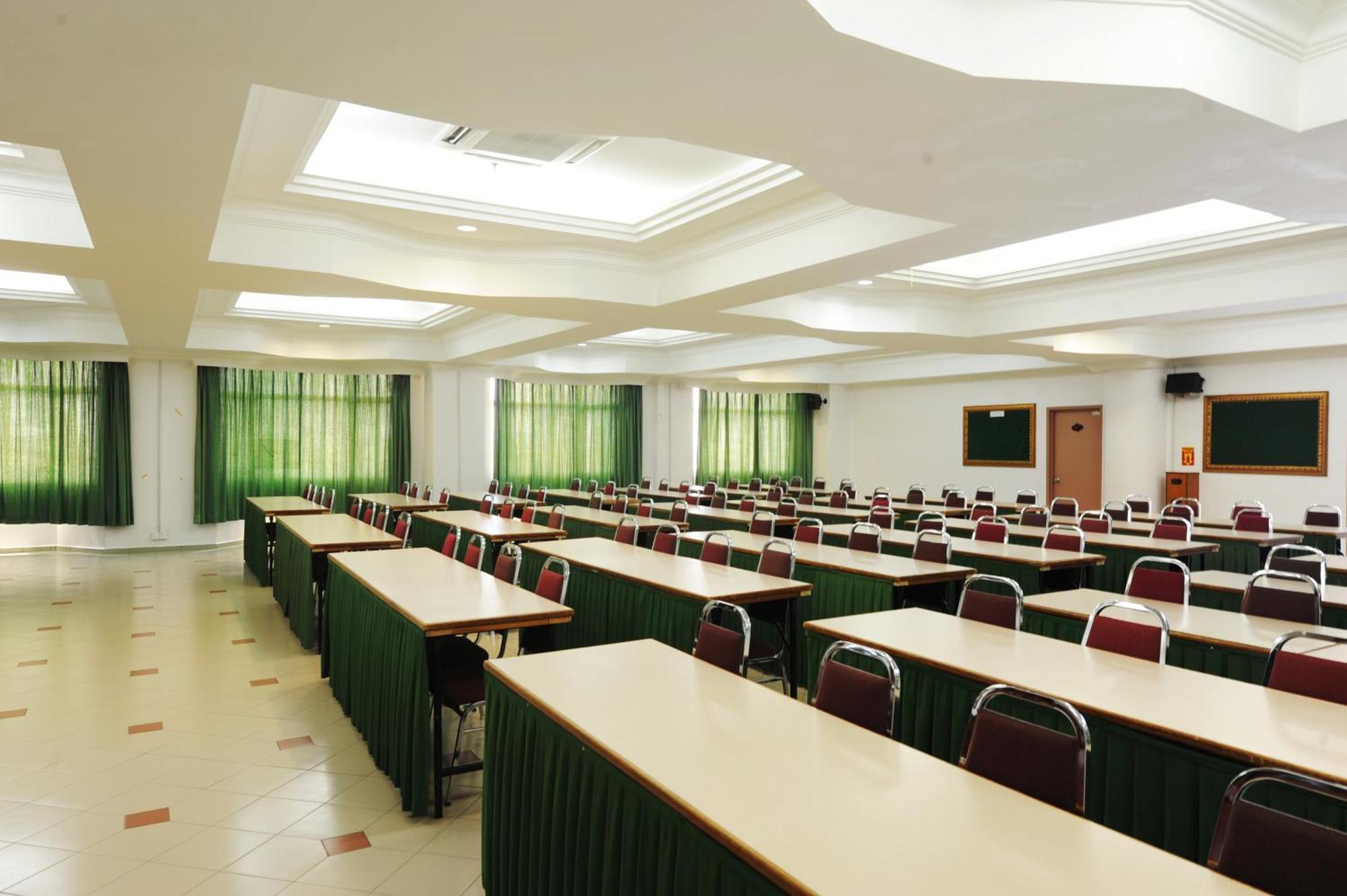 Hotel Green Park Temerloh Extérieur photo