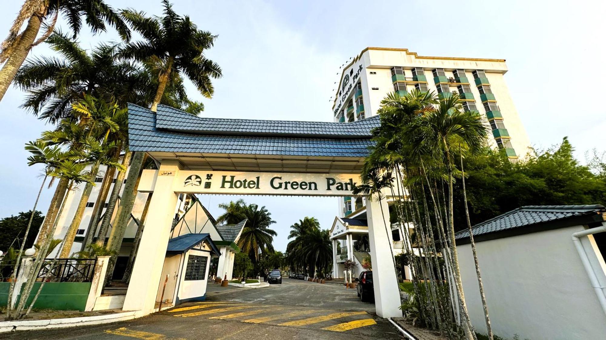 Hotel Green Park Temerloh Extérieur photo